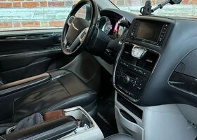 Крайслер Town & Country, об'ємом двигуна 3.61 л та пробігом 291 тис. км за 9698 $, фото 6 на Automoto.ua