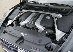 Черный Бентли Континенталь ГТС, объемом двигателя 5.95 л и пробегом 52 тыс. км за 268817 $, фото 3 на Automoto.ua