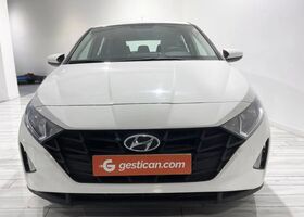 Хендай і20 2021 у Європі на Automoto.ua Білий Хендай і20, об'ємом двигуна 1.25 л та пробігом 86 тис. км за 13984 $, фото 1 на Automoto.ua
