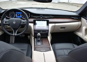 Чорний Мазераті Quattroporte, об'ємом двигуна 2.99 л та пробігом 26 тис. км за 75911 $, фото 6 на Automoto.ua