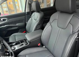 Киа Соренто, объемом двигателя 1.6 л и пробегом 1 тыс. км за 50650 $, фото 13 на Automoto.ua