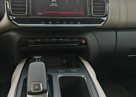 Сітроен C5 Aircross, об'ємом двигуна 2 л та пробігом 74 тис. км за 24384 $, фото 28 на Automoto.ua