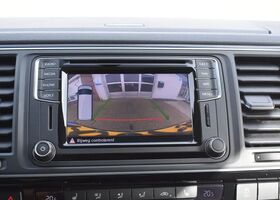 Фольксваген Transporter T6 2018 в Европе на Automoto.ua Бронзовый Фольксваген Transporter T6, объемом двигателя 1.97 л и пробегом 185 тыс. км за 29179 $, фото 9 на Automoto.ua
