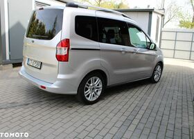 Форд Tourneo Courier, объемом двигателя 1.5 л и пробегом 130 тыс. км за 8639 $, фото 1 на Automoto.ua