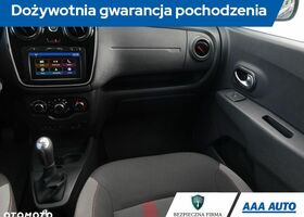 Дачія Лоджі, об'ємом двигуна 1.6 л та пробігом 56 тис. км за 12095 $, фото 8 на Automoto.ua