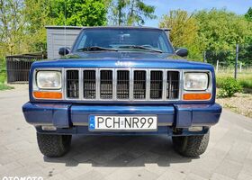 Джип Cherokee, об'ємом двигуна 3.96 л та пробігом 145 тис. км за 9266 $, фото 12 на Automoto.ua