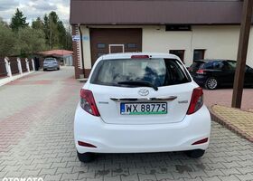 Тойота Яріс, об'ємом двигуна 1 л та пробігом 155 тис. км за 5594 $, фото 4 на Automoto.ua