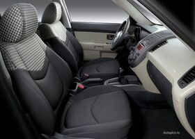 Киа Soul, Хэтчбек 2009 - н.в. 1.6 AТ (124 Hp)