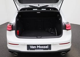 Фольксваген Гольф ГТІ 2023 у Європі на Automoto.ua Білий Фольксваген Гольф ГТІ, об'ємом двигуна 1.98 л та пробігом 14 тис. км за 58118 $, фото 9 на Automoto.ua