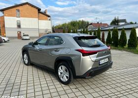 Лексус UX, объемом двигателя 1.99 л и пробегом 89 тыс. км за 22678 $, фото 8 на Automoto.ua