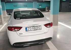 Крайслер 200, об'ємом двигуна 2.36 л та пробігом 144 тис. км за 10778 $, фото 8 на Automoto.ua