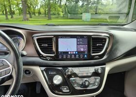 Крайслер Pacifica, об'ємом двигуна 3.61 л та пробігом 114 тис. км за 25918 $, фото 8 на Automoto.ua