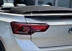 Фольксваген Ти-Рок 2020 в Европе на Automoto.ua Серебряный Фольксваген Ти-Рок, объемом двигателя 1.5 л и пробегом 56 тыс. км за 37532 $, фото 8 на Automoto.ua
