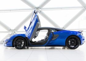 Синій МакЛарен 570S, об'ємом двигуна 3.8 л та пробігом 37 тис. км за 161129 $, фото 36 на Automoto.ua