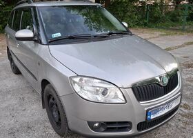 Шкода Фабия, объемом двигателя 1.2 л и пробегом 192 тыс. км за 2549 $, фото 9 на Automoto.ua