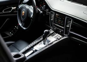 Порше Panamera, об'ємом двигуна 4.81 л та пробігом 168 тис. км за 44631 $, фото 10 на Automoto.ua