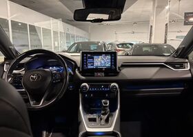 Тойота РАВ 4 2021 в Европе на Automoto.ua Черный Тойота РАВ 4, объемом двигателя 0 л и пробегом 91 тыс. км за 31493 $, фото 9 на Automoto.ua