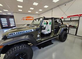 Джип Вранглер 2021 в Европе на Automoto.ua Белый Джип Вранглер, объемом двигателя 2 л и пробегом 112 тыс. км за 63995 $, фото 1 на Automoto.ua