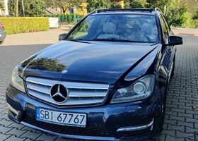 Мерседес Ц-Клас 2012 у Європі на Automoto.ua Мерседес Ц-Клас, об'ємом двигуна 2.99 л та пробігом 363 тис. км за 8112 $, фото 3 на Automoto.ua