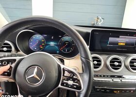 Мерседес Ц-Клас 2019 у Європі на Automoto.ua Чорний Мерседес Ц-Клас, об'ємом двигуна 1 л та пробігом 166 тис. км за 20073 $, фото 19 на Automoto.ua