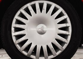 Мицубиси Кольт 2010 в Европе на Automoto.ua Красный Мицубиси Кольт, объемом двигателя 1.12 л и пробегом 66 тыс. км за 6982 $, фото 21 на Automoto.ua