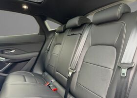 Серый Ягуар E-Pace, объемом двигателя 2 л и пробегом 501 тыс. км за 66685 $, фото 10 на Automoto.ua