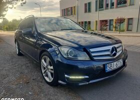 Мерседес Ц-Клас 2012 у Європі на Automoto.ua Мерседес Ц-Клас, об'ємом двигуна 2.99 л та пробігом 363 тис. км за 8112 $, фото 11 на Automoto.ua