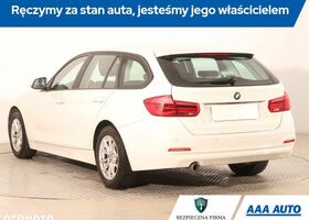 БМВ 3 Серия, объемом двигателя 2 л и пробегом 192 тыс. км за 11663 $, фото 4 на Automoto.ua