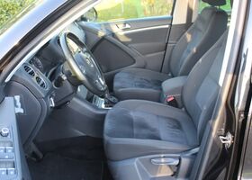 Фольксваген Тігуан 2012 у Європі на Automoto.ua Чорний Фольксваген Тігуан, об'ємом двигуна 1.98 л та пробігом 102 тис. км за 16867 $, фото 4 на Automoto.ua