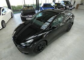 Черный Тесла Model Y, объемом двигателя 0 л и пробегом 26 тыс. км за 50813 $, фото 11 на Automoto.ua
