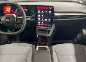 Рено Scenic E-TECH 2025 в Европе на Automoto.ua Серый Рено Scenic E-TECH, объемом двигателя 0 л и пробегом 6 тыс. км за 51785 $, фото 11 на Automoto.ua