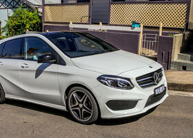 Mercedes-Benz B 200 2015 на тест-драйве, фото 3