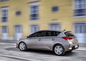 Toyota Auris 2015 на тест-драйві, фото 4