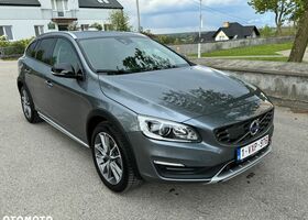 Вольво V60 Cross Country, объемом двигателя 1.97 л и пробегом 162 тыс. км за 12937 $, фото 6 на Automoto.ua