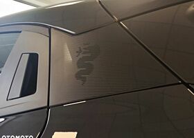 Альфа Ромео Джуниор 2025 в Европе на Automoto.ua Черный Альфа Ромео Джуниор, объемом двигателя 1 л и пробегом 5 тыс. км за 29783 $, фото 8 на Automoto.ua