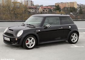 Мини John Cooper Works, объемом двигателя 1.6 л и пробегом 165 тыс. км за 6156 $, фото 10 на Automoto.ua