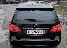 Мерседес Б-класс 2014 в Европе на Automoto.ua Черный Мерседес Б-класс, объемом двигателя 2.14 л и пробегом 237 тыс. км за 12107 $, фото 7 на Automoto.ua