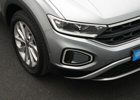 Фольксваген Ті-Рок 2024 у Європі на Automoto.ua Срібний Фольксваген Ті-Рок, об'ємом двигуна 1.5 л та пробігом 30 тис. км за 37708 $, фото 10 на Automoto.ua