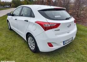 Хендай i30, об'ємом двигуна 1.4 л та пробігом 256 тис. км за 5162 $, фото 2 на Automoto.ua