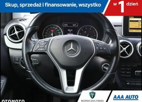 Мерседес Б-клас 2011 у Європі на Automoto.ua Сірий Мерседес Б-клас, об'ємом двигуна 1 л та пробігом 149 тис. км за 7749 $, фото 16 на Automoto.ua