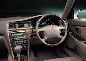 Тойота Креста, Седан 1996 - 2001 (GX100) 2.0 i