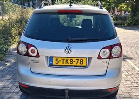 Фольксваген Гольф Плюс 2008 в Европе на Automoto.ua Серебряный Фольксваген Гольф Плюс, объемом двигателя 0 л и пробегом 144 тыс. км за 4498 $, фото 10 на Automoto.ua