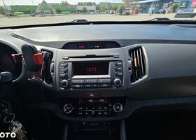 Кіа Sportage, об'ємом двигуна 1.59 л та пробігом 146 тис. км за 9698 $, фото 12 на Automoto.ua