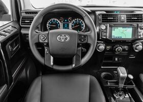 Toyota 4Runner 2017 на тест-драйве, фото 18