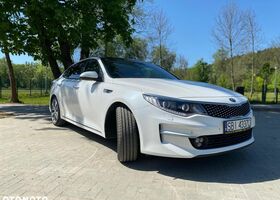 Киа Оптима, объемом двигателя 1.69 л и пробегом 185 тыс. км за 13499 $, фото 3 на Automoto.ua