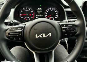 Киа Stonic, объемом двигателя 1.2 л и пробегом 20 тыс. км за 15702 $, фото 16 на Automoto.ua