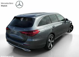 Мерседес Ц-Класс 2023 в Европе на Automoto.ua Серый Мерседес Ц-Класс, объемом двигателя 1 л и пробегом 18 тыс. км за 62352 $, фото 6 на Automoto.ua