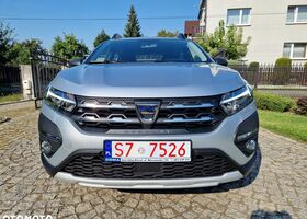 Дачія Sandero, об'ємом двигуна 1 л та пробігом 6 тис. км за 13391 $, фото 2 на Automoto.ua