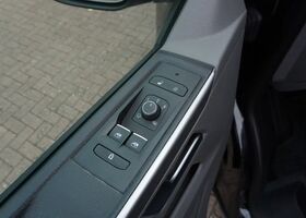 Фольксваген T6.1 Transporter 2020 в Европе на Automoto.ua Черный Фольксваген T6.1 Transporter, объемом двигателя 1.97 л и пробегом 158 тыс. км за 47823 $, фото 6 на Automoto.ua