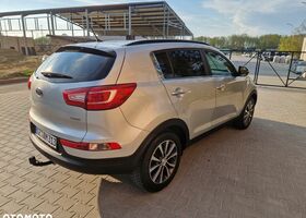 Кіа Sportage, об'ємом двигуна 1.69 л та пробігом 238 тис. км за 8164 $, фото 13 на Automoto.ua